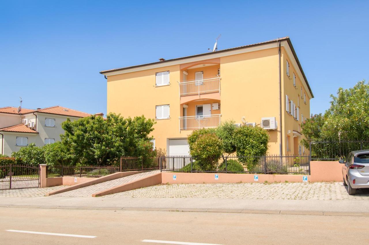 شقة Aurea Novigrad Novigrad Istria المظهر الخارجي الصورة