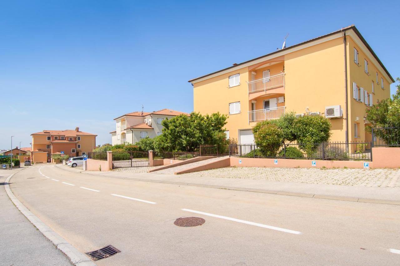 شقة Aurea Novigrad Novigrad Istria المظهر الخارجي الصورة